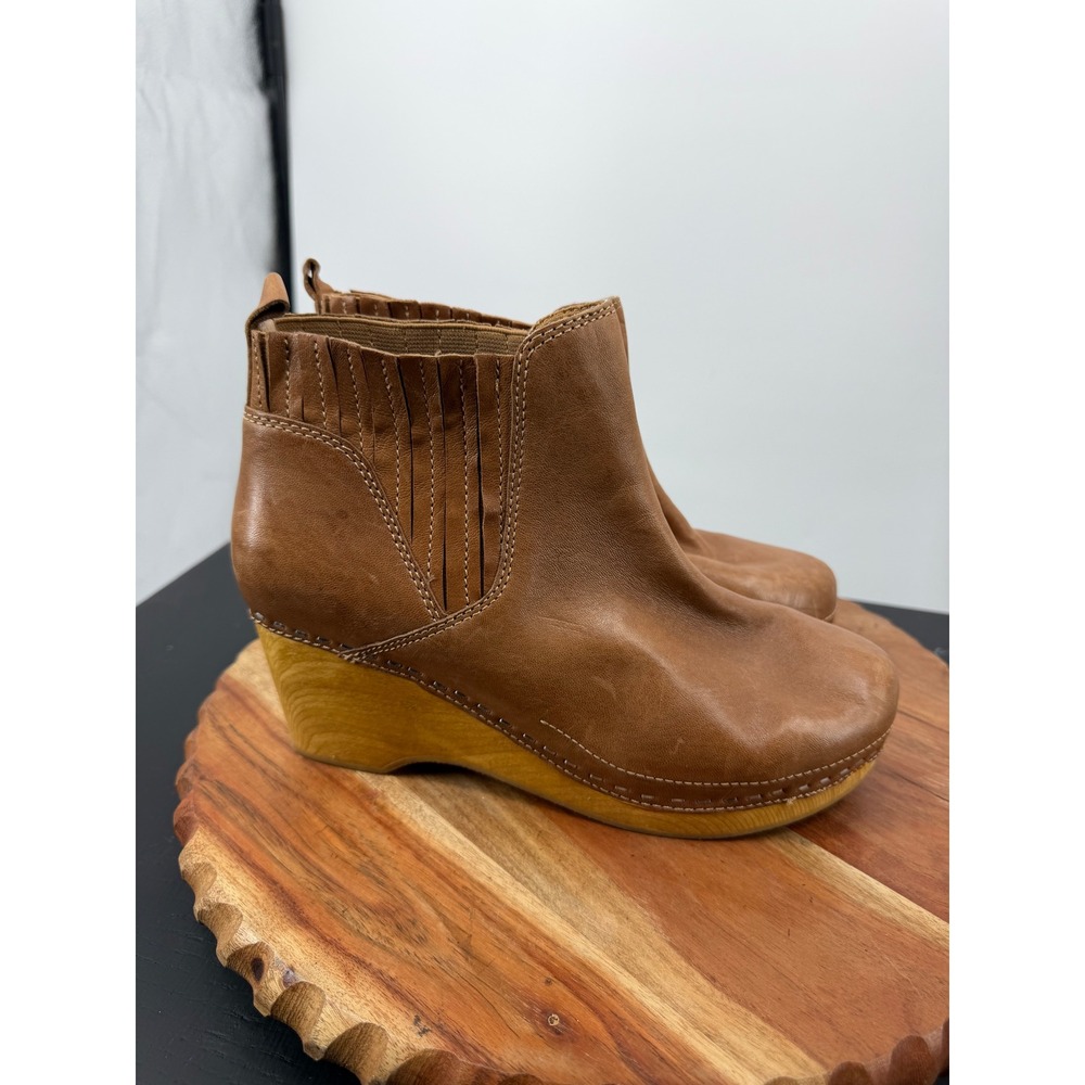 Kelsi Dagger Brooklyn Leather Clog Wedge Ankle Boots Women 8 Tan Wood Heel